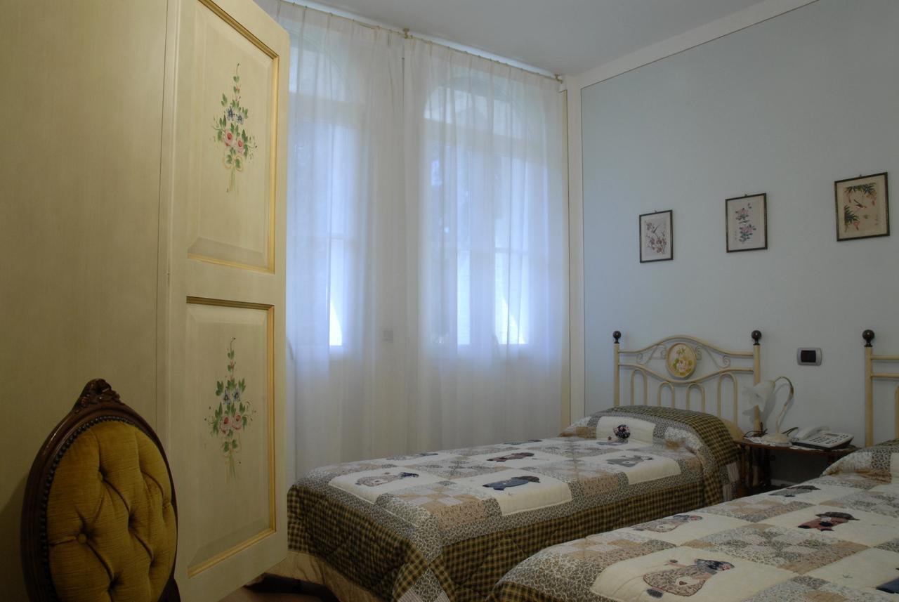B&B Le Camelie Domodossola Bagian luar foto